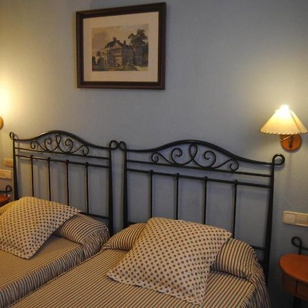 Cristina-Enea Hotel Valdeganga Bilik gambar