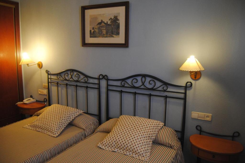 Cristina-Enea Hotel Valdeganga Bilik gambar